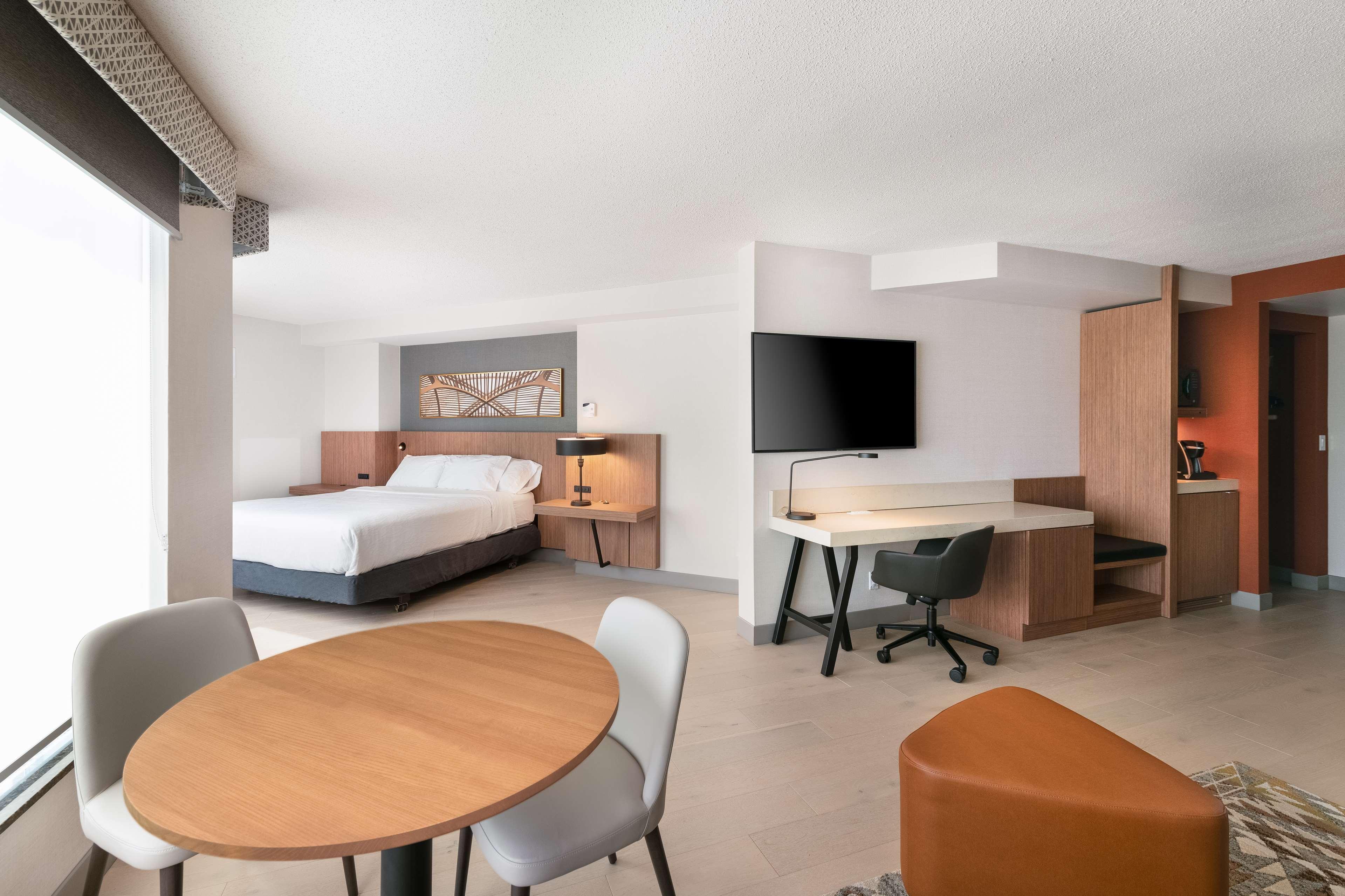 Hilton Garden Inn Toronto Airport Mississauga Exterior foto